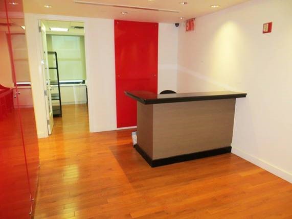 Manhattan Office Space and Retail Space listing photo